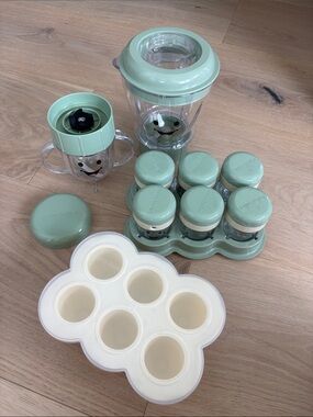 Baby bullet Blender accessories- no motor, green/beige version